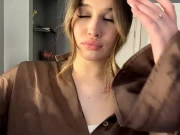 Tawnaentsminger April 20, 2026 Chaturbate stream image