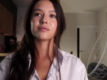 Emilybatee April 20, 2026 Chaturbate stream image