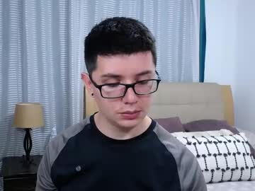 Kevinhunts April 20, 2026 Chaturbate stream image