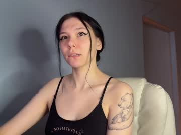 Pinkdollylovv April 20, 2026 Chaturbate stream image