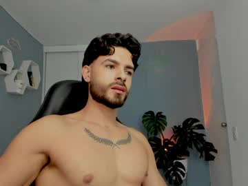 Maxtowers April 20, 2026 Chaturbate stream image