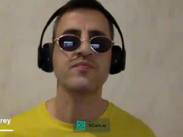 Lntuiton11 April 20, 2026 Chaturbate stream image
