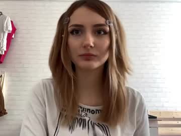 Michellfallert April 21, 2026 Chaturbate stream image