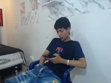 Andrescoll25 April 21, 2026 Chaturbate stream image