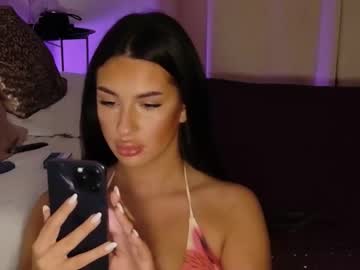 Luanaxdess April 21, 2026 Chaturbate stream image