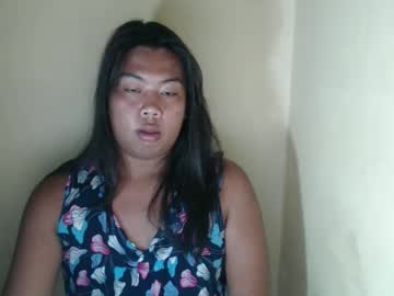 Hoelylayla April 22, 2026 Chaturbate stream image
