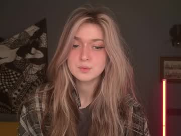 Purple_Averge April 22, 2026 Chaturbate stream image