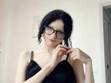 Curlixiee April 22, 2026 Chaturbate stream image