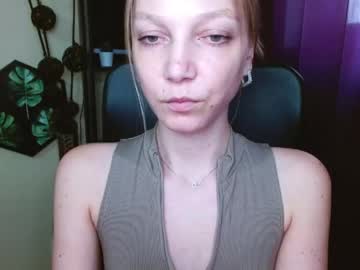 Emilly_Xkiss stream photo from April 22, 2026