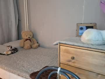 Leilacurson April 22, 2026 Chaturbate stream image