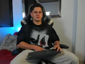 Julian_Wallace April 22, 2026 Chaturbate stream image