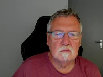 Sharlots_Pet April 23, 2026 Chaturbate stream image