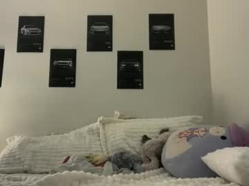 Itsizzybear April 23, 2026 Chaturbate stream image