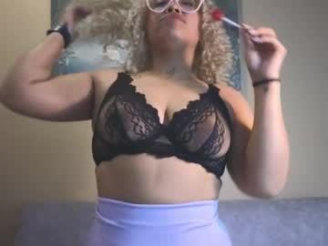 Luana_Curly April 24, 2026 Chaturbate stream image