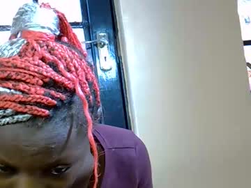Petitehunny April 24, 2026 Chaturbate stream image