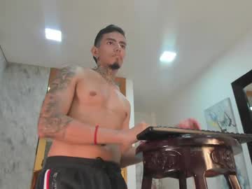 Alejo_Strong24 April 24, 2026 Chaturbate stream image