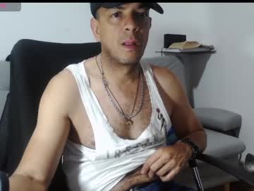 Latinmartin254 April 25, 2026 Chaturbate stream image
