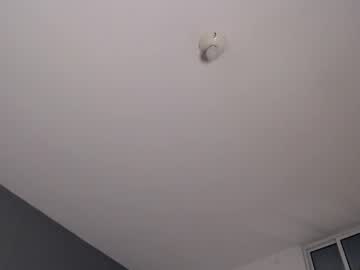 Khloe33 April 25, 2026 Chaturbate stream image