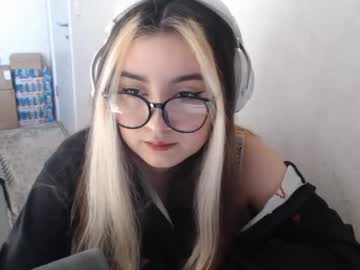 Elmerpantojz April 25, 2026 Chaturbate stream image