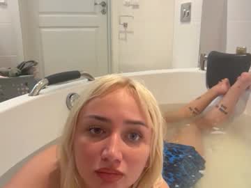 Goddesstrina4 April 25, 2026 Chaturbate stream image