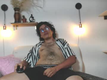 Dark_Yeager April 25, 2026 Chaturbate stream image