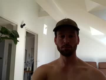 Frozenyoga April 26, 2026 Chaturbate stream image