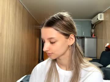 Aundreaschindewolf April 26, 2026 Chaturbate stream image