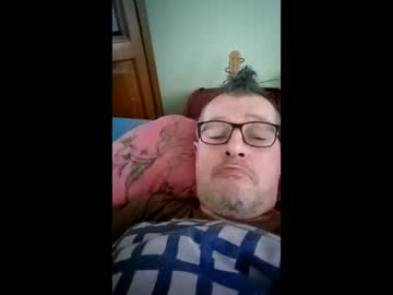 Redwinemakemesofine April 26, 2026 Chaturbate stream image