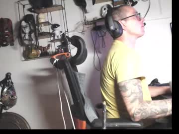 Hotkinkytat April 26, 2026 Chaturbate stream image