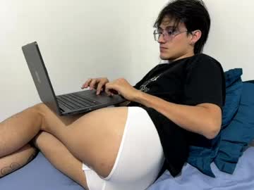 Adrianrossetti April 27, 2026 Chaturbate stream image