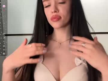 Peachllune April 27, 2026 Chaturbate stream image