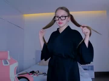 Crystal_Lin April 27, 2026 Chaturbate stream image