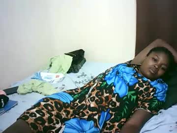 Bee_Arrie April 27, 2026 Chaturbate stream image