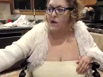 Hotboobs117 April 28, 2026 Chaturbate stream image