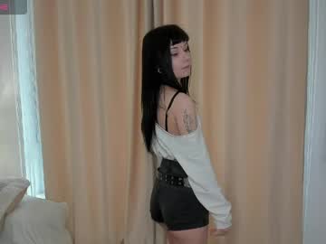Lyne19 April 28, 2026 Chaturbate stream image
