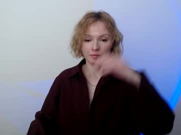 Mollilove April 28, 2026 Chaturbate stream image