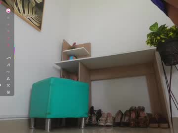 Laura_Zans_ April 28, 2026 Chaturbate stream image