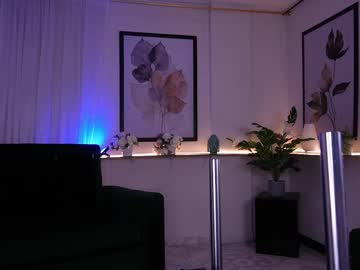 Zoee_Cruz April 28, 2026 Chaturbate stream image
