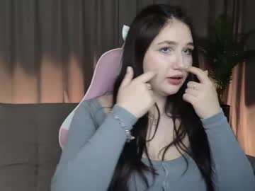 Dawnaviles April 28, 2026 Chaturbate stream image