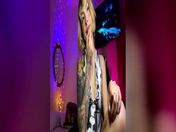 Mooncinna April 28, 2026 Chaturbate stream image