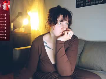 Kirakoval2677 April 28, 2026 Chaturbate stream image