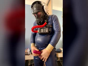 1latruber April 29, 2026 Chaturbate stream image