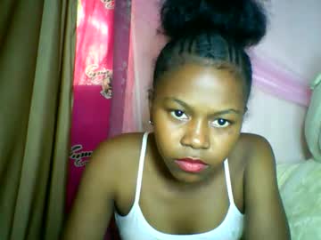 Lara_Belle April 29, 2026 Chaturbate stream image