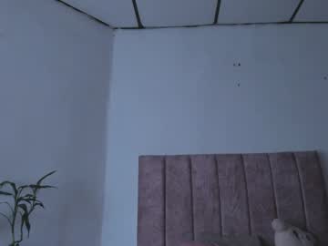 Mila_1wood April 29, 2026 Chaturbate stream image