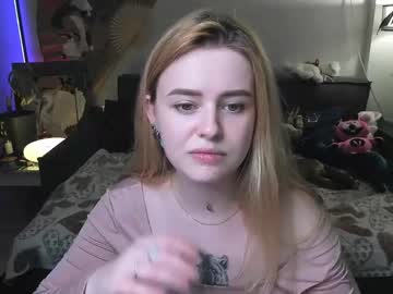 Alexa_Pirs April 29, 2026 Chaturbate stream image