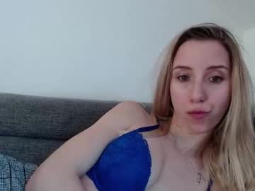 Barelylegalblondy April 29, 2026 Chaturbate stream image