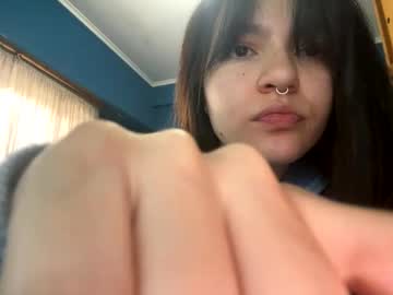 Kikilove15 April 29, 2026 Chaturbate stream image
