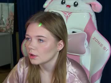 Elinavale April 29, 2026 Chaturbate stream image