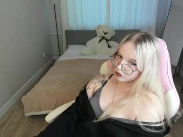 Yungsatou April 30, 2026 Chaturbate stream image