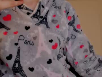 Gia_White01 April 30, 2026 Chaturbate stream image